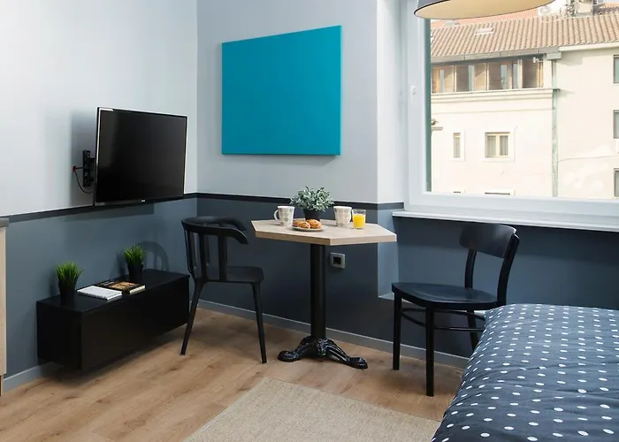 Studio Apartments River